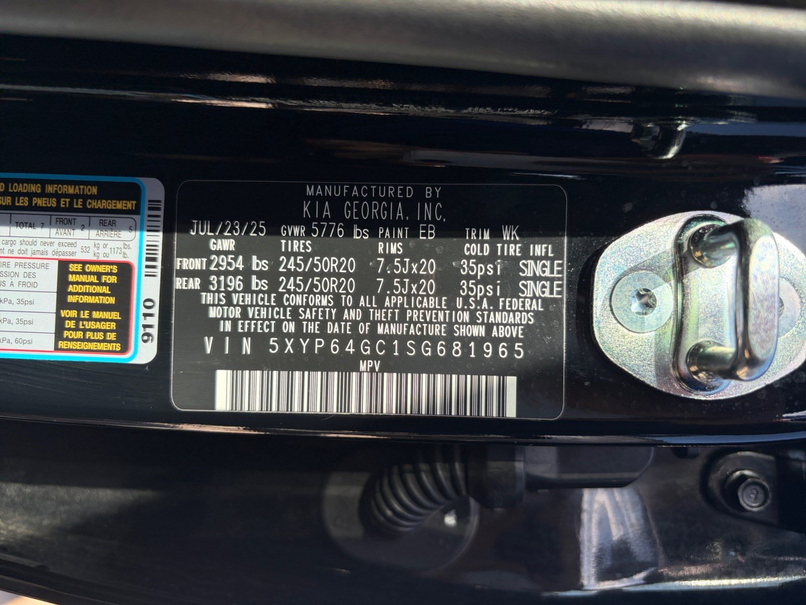 Used 2025 Kia Telluride S FWD image 25