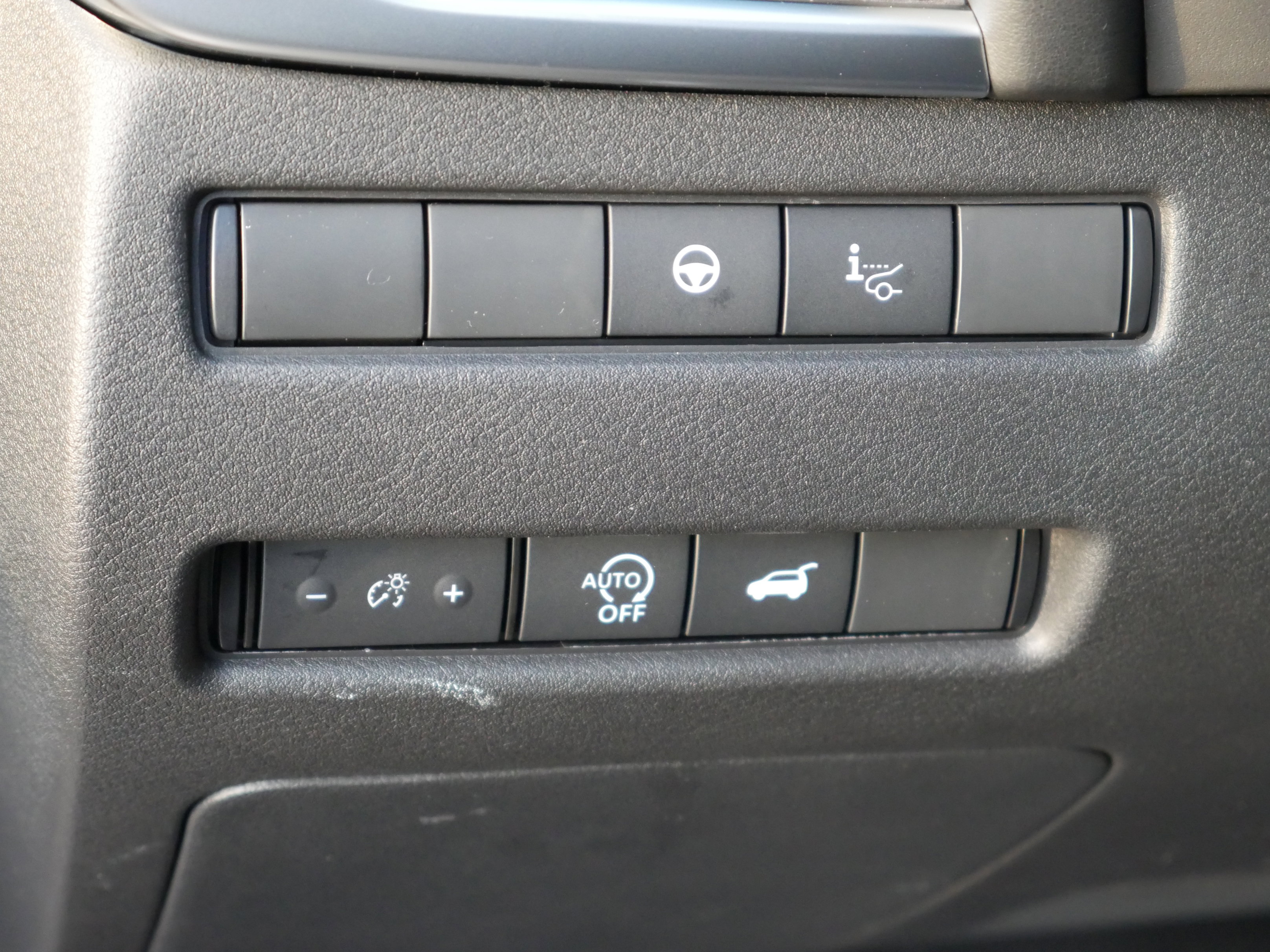 New 2026 Nissan Rogue Platinum w/ Platinum Premium Package image 6