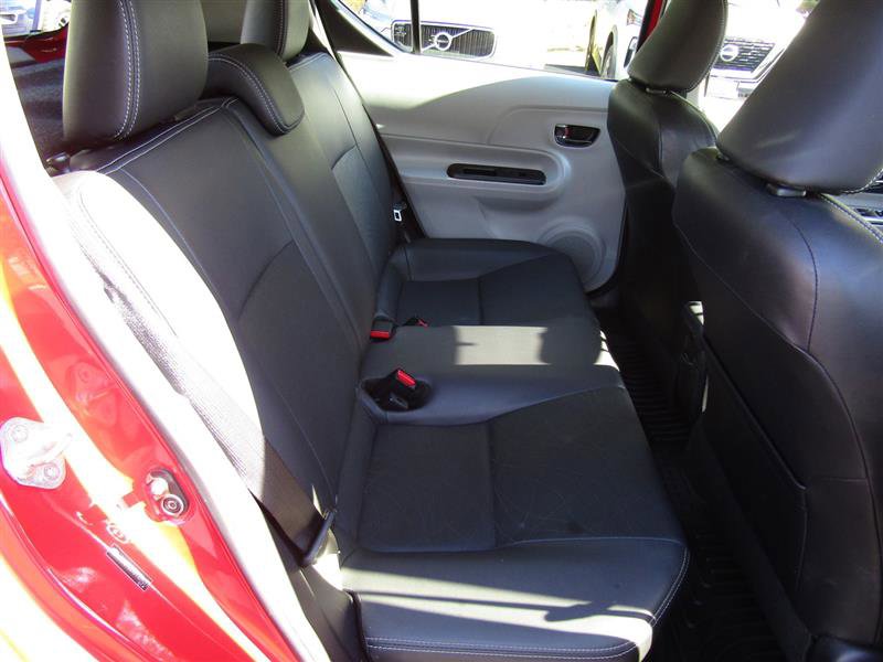 Used 2013 Toyota Prius C Four image 36