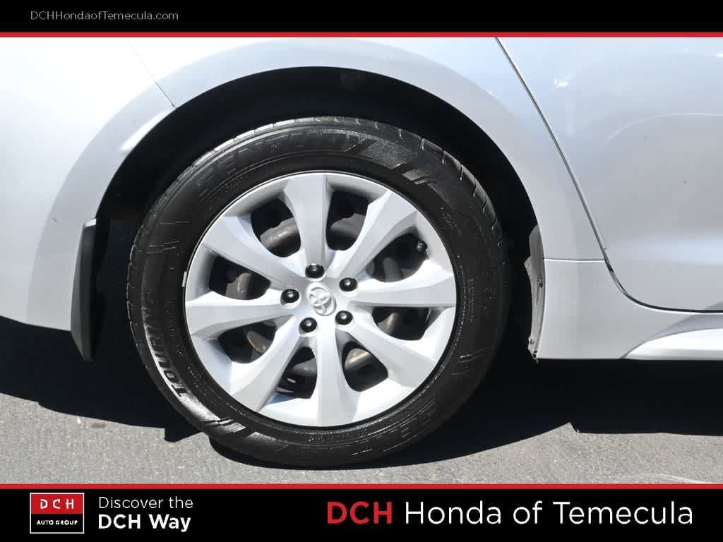 Used 2021 Toyota Corolla LE FWD image 24
