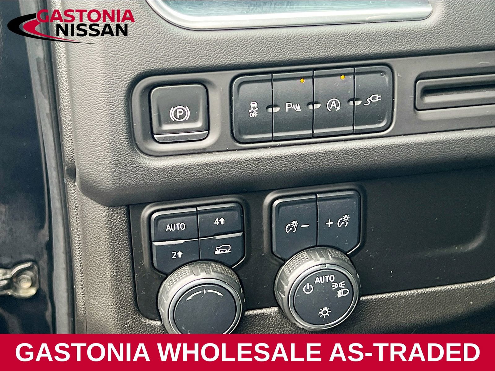 Used 2021 Chevrolet Suburban LT image 10