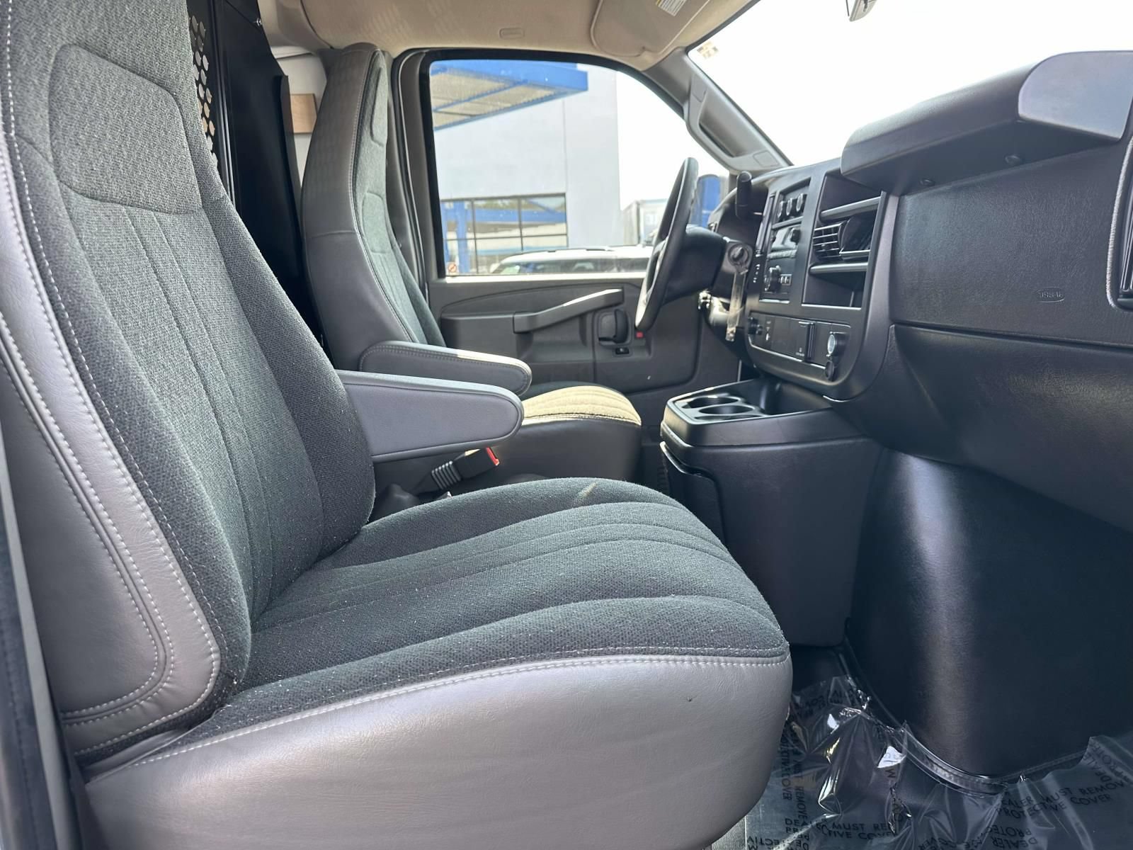 Certified 2025 Chevrolet Express 2500 w/ Driver Convenience Package RWD image 28