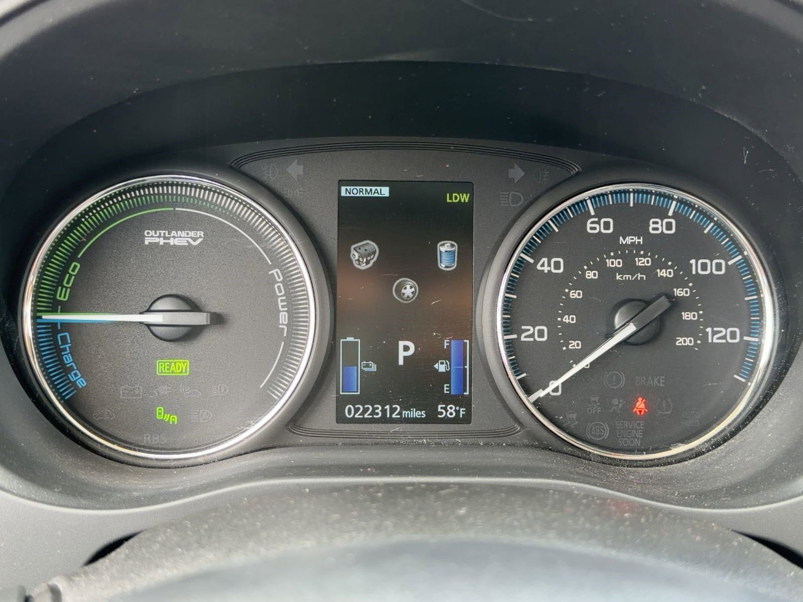 Used 2018 Mitsubishi Outlander SEL image 19