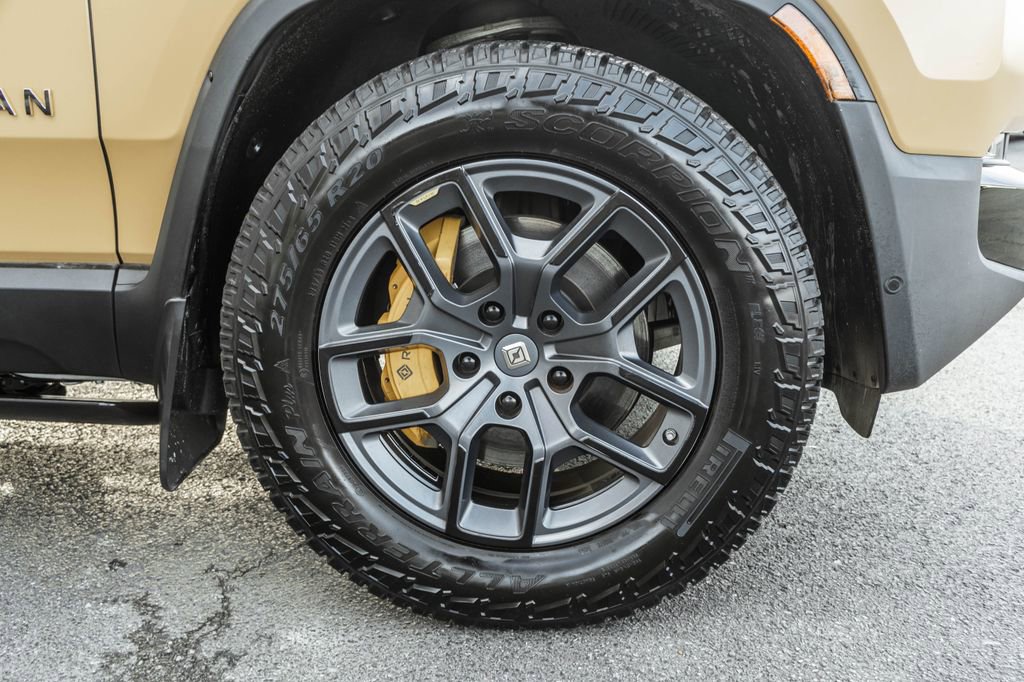 Used 2022 Rivian R1T Launch Edition image 5