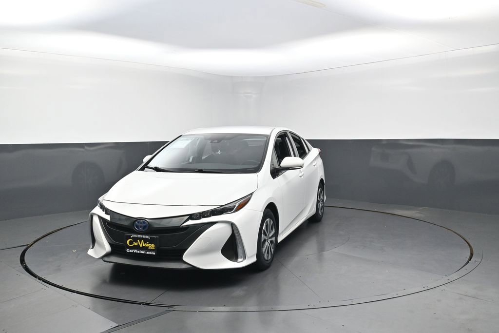 Used 2020 Toyota Prius Prime LE w/ Carpet Mat Package image 5