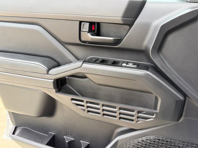Used 2024 Toyota Tacoma SR image 23