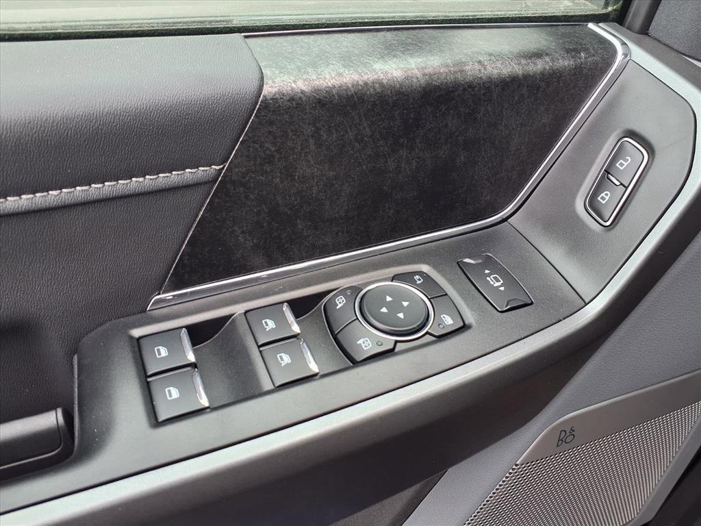 New 2026 Ford F250 XLT w/ XLT Premium Package image 16