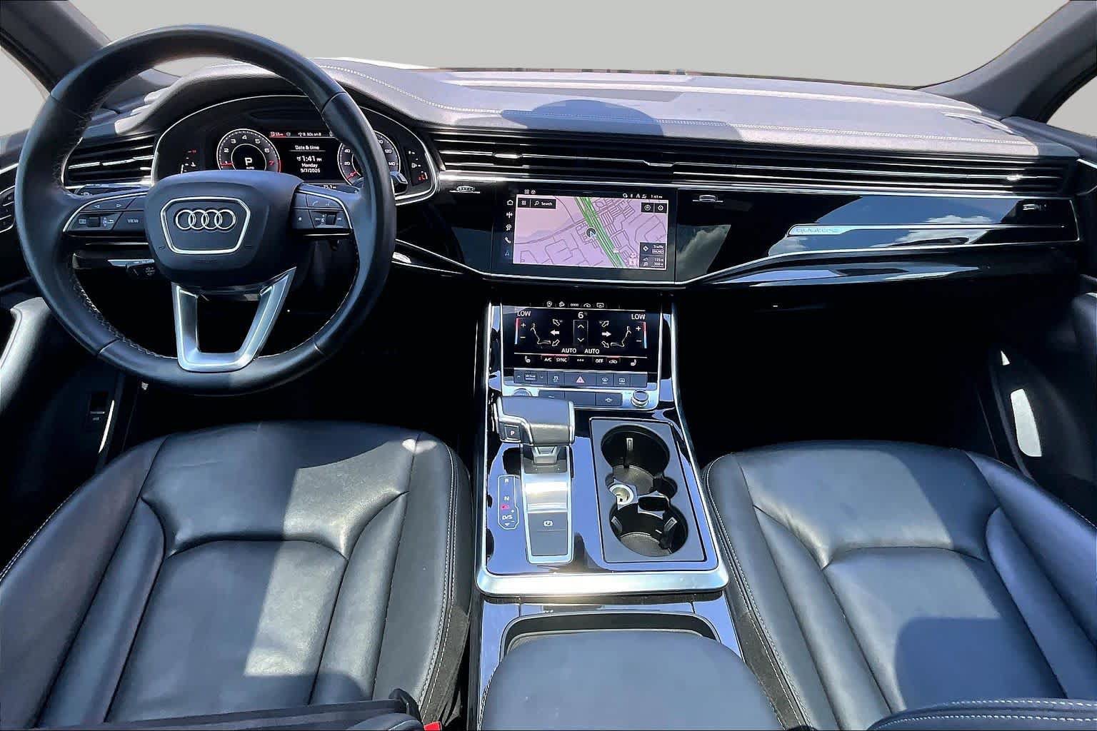 Used 2025 Audi Q7 2.0T Premium w/ Convenience Package AWD/4WD image 14