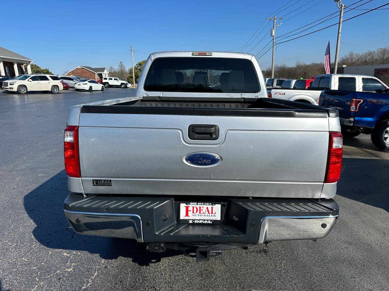 Used 2016 Ford F250 XLT w/ XLT Value Package AWD/4WD image 3