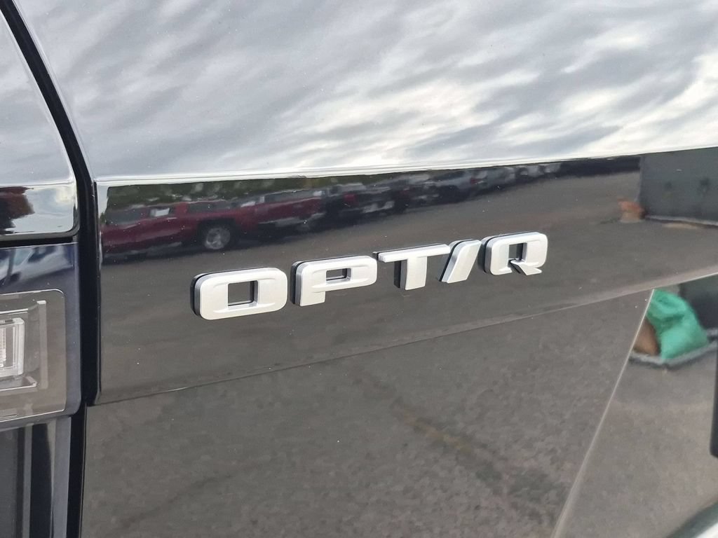 Used 2027 Cadillac Optiq Luxury RWD image 31