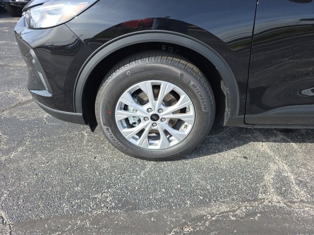 New 2026 Ford Escape Active w/ Cold Weather Package image 9