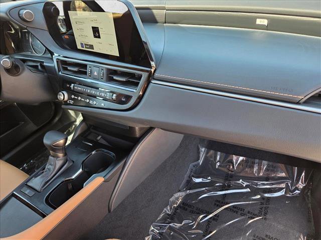 Used 2025 Lexus ES 350 image 20