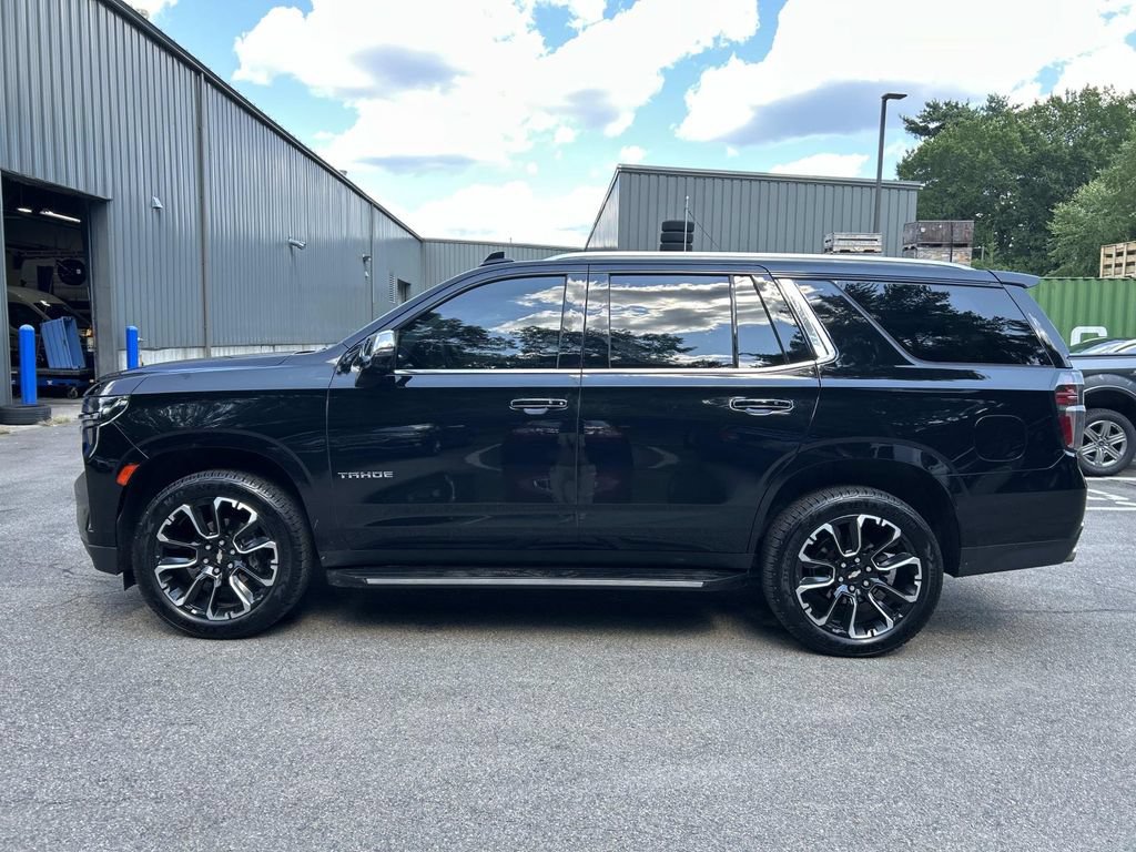 Used 2023 Chevrolet Tahoe Premier AWD/4WD image 2
