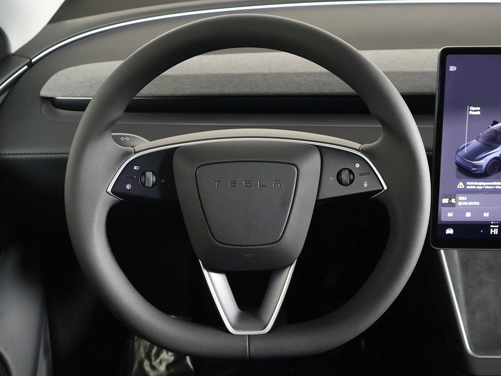 Used 2026 Tesla Model Y Long Range image 38