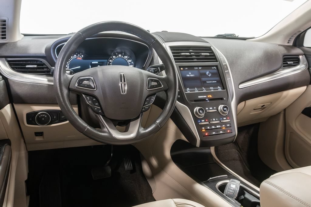 Used 2017 Lincoln MKC Premiere FWD image 7