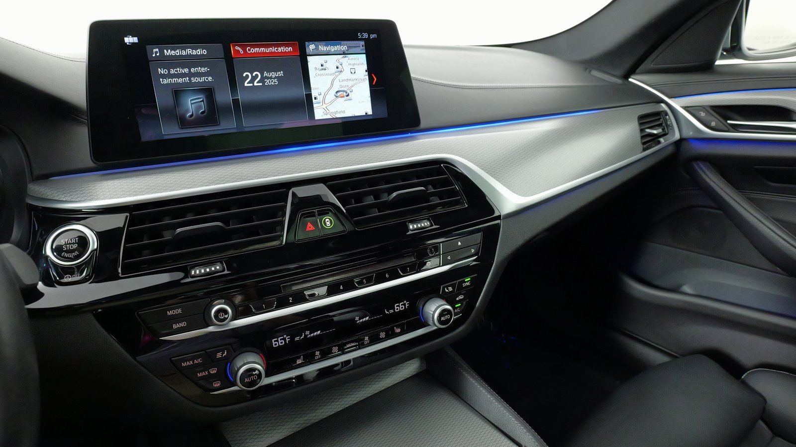 Used 2018 BMW 530i xDrive w/ M Sport Package image 53