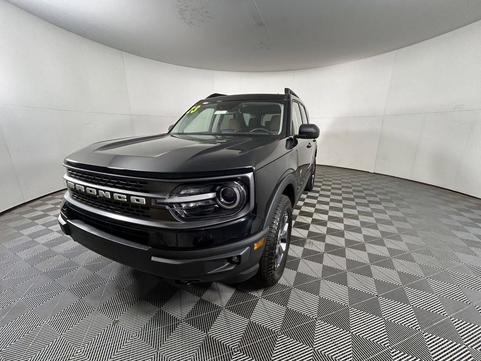 Used 2023 Ford Bronco Sport Badlands w/ Premium Package image 3