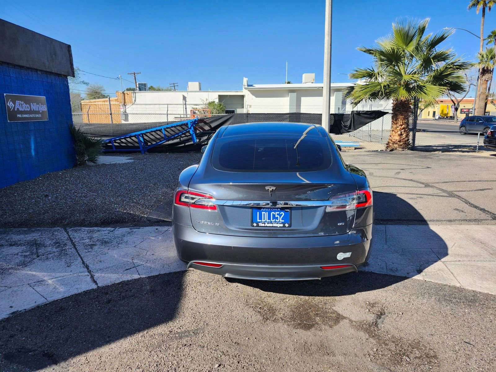 Used 2015 Tesla Model S 85 image 12