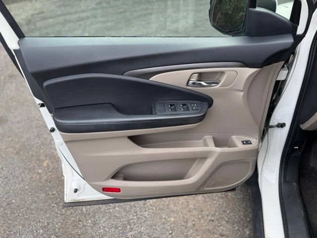 Used 2016 Honda Pilot EX-L image 11