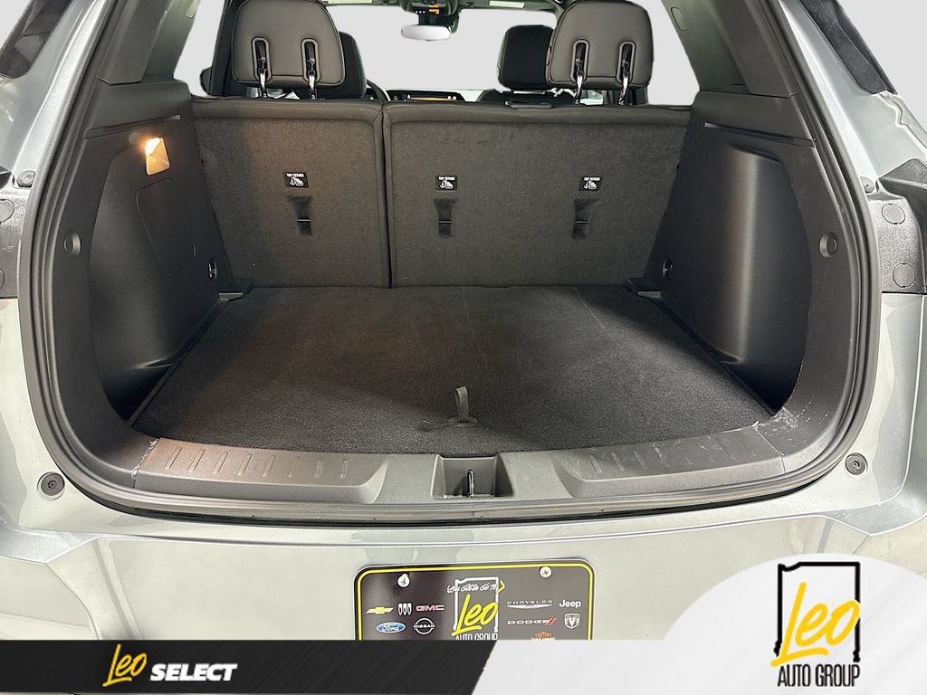 Used 2025 Chevrolet TrailBlazer RS w/ Convenience Package AWD/4WD image 29