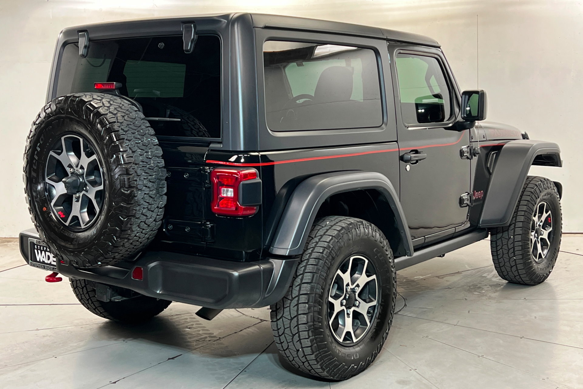 Used 2021 Jeep Wrangler Rubicon AWD/4WD image 5