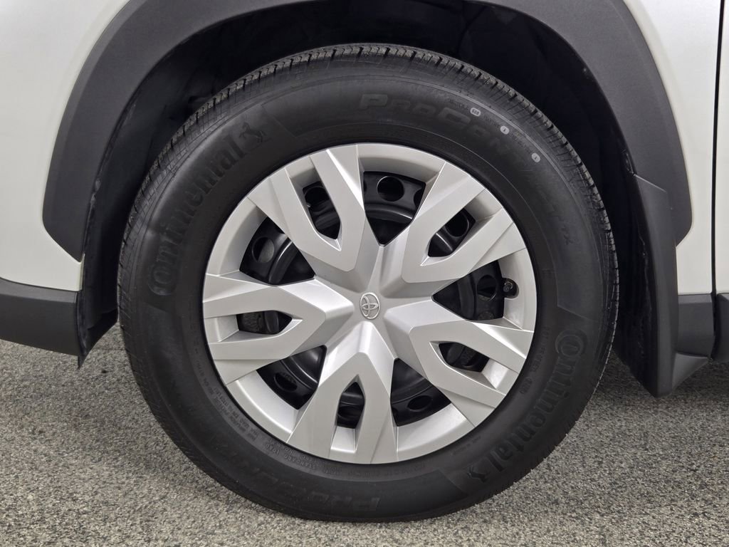 Used 2025 Toyota Corolla Cross L FWD image 13