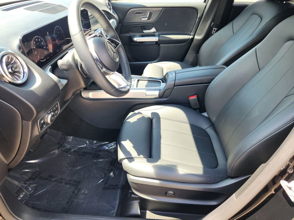 Used 2024 Mercedes-Benz GLB 250 image 9