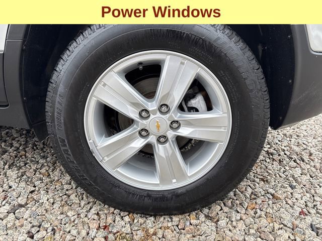 Used 2021 Chevrolet Trax LS w/ Tint and Cruise Package image 9