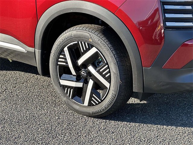 New 2026 Nissan Kicks SV image 7