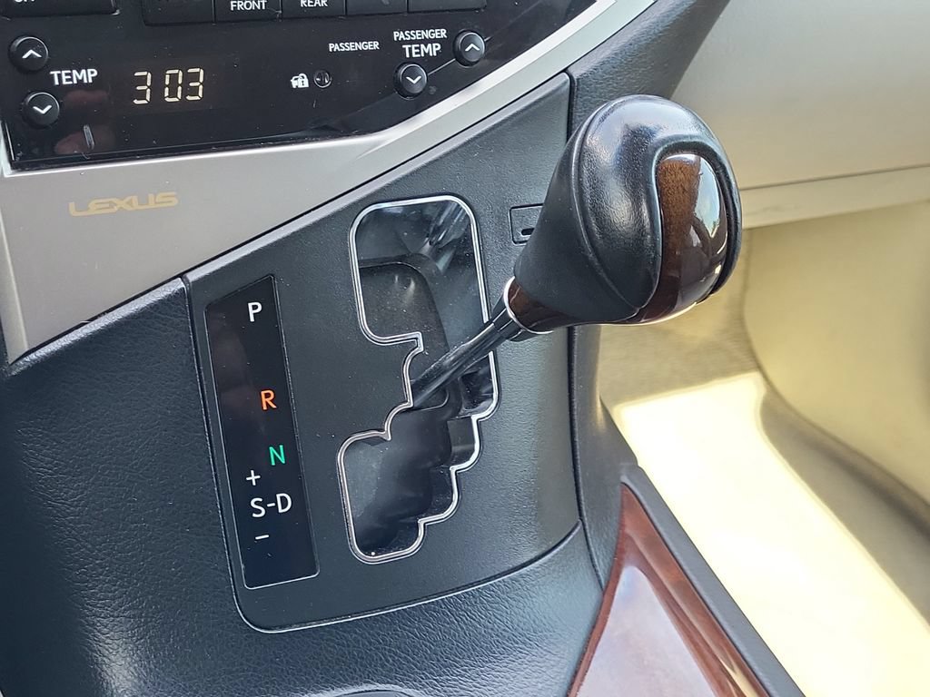 Used 2011 Lexus RX 350 AWD w/ Premium Pkg image 32
