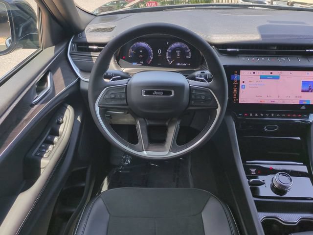 New 2026 Jeep Grand Cherokee L 4WD image 16