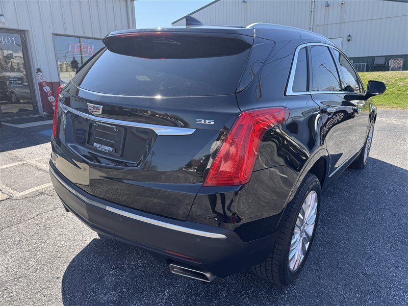 Used 2018 Cadillac XT5 Premium Luxury image 8