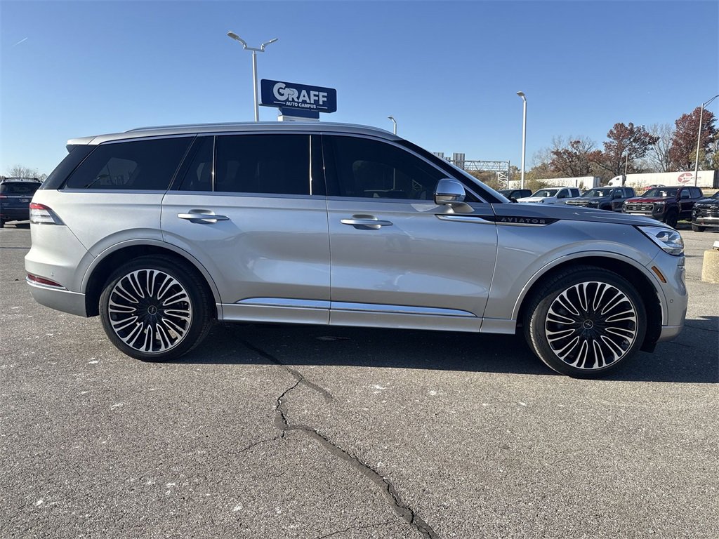 Used 2020 Lincoln Aviator Black Label w/ Class IV Trailer Tow Package image 9