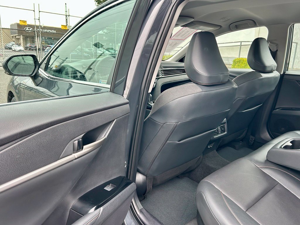 Certified 2025 Toyota Camry XLE FWD image 11