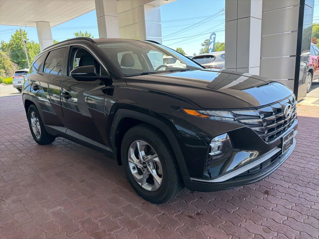 Used 2023 Hyundai Tucson SEL w/ Cargo Package FWD image 3