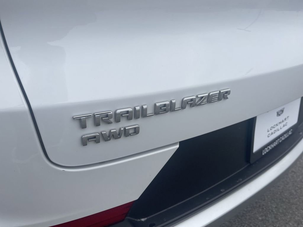 Used 2025 Chevrolet TrailBlazer LT image 12