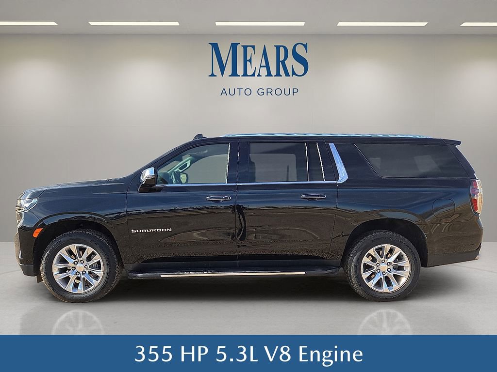 Used 2024 Chevrolet Suburban Premier image 3