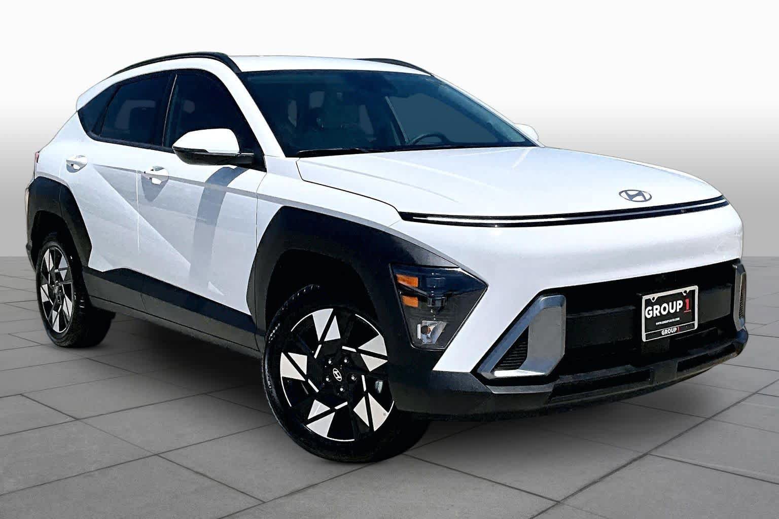 Certified 2025 Hyundai Kona SEL AWD/4WD image 6