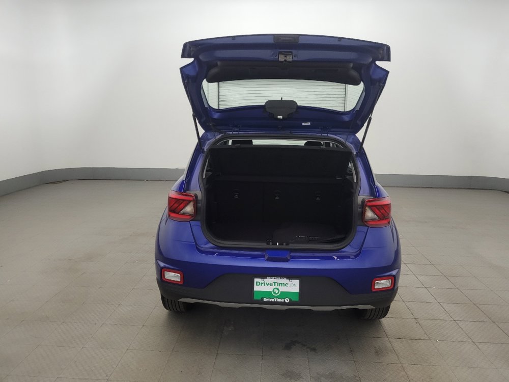 Used 2024 Hyundai Venue SEL FWD image 29
