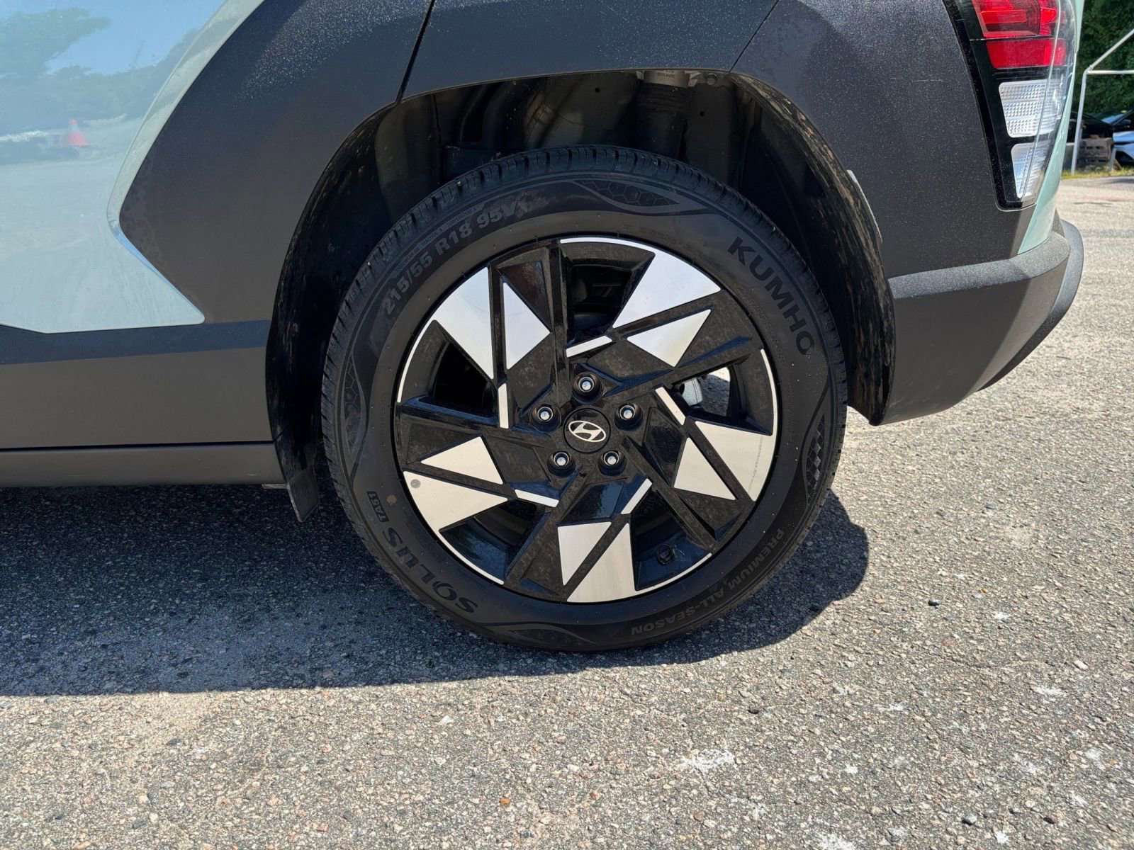 Used 2025 Hyundai Kona SEL image 30