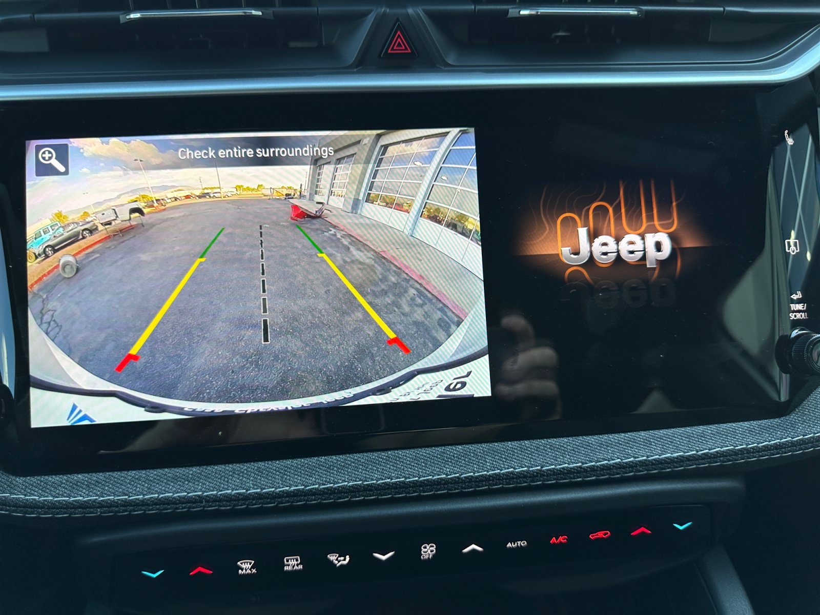 New 2026 Jeep Cherokee Laredo AWD/4WD image 19