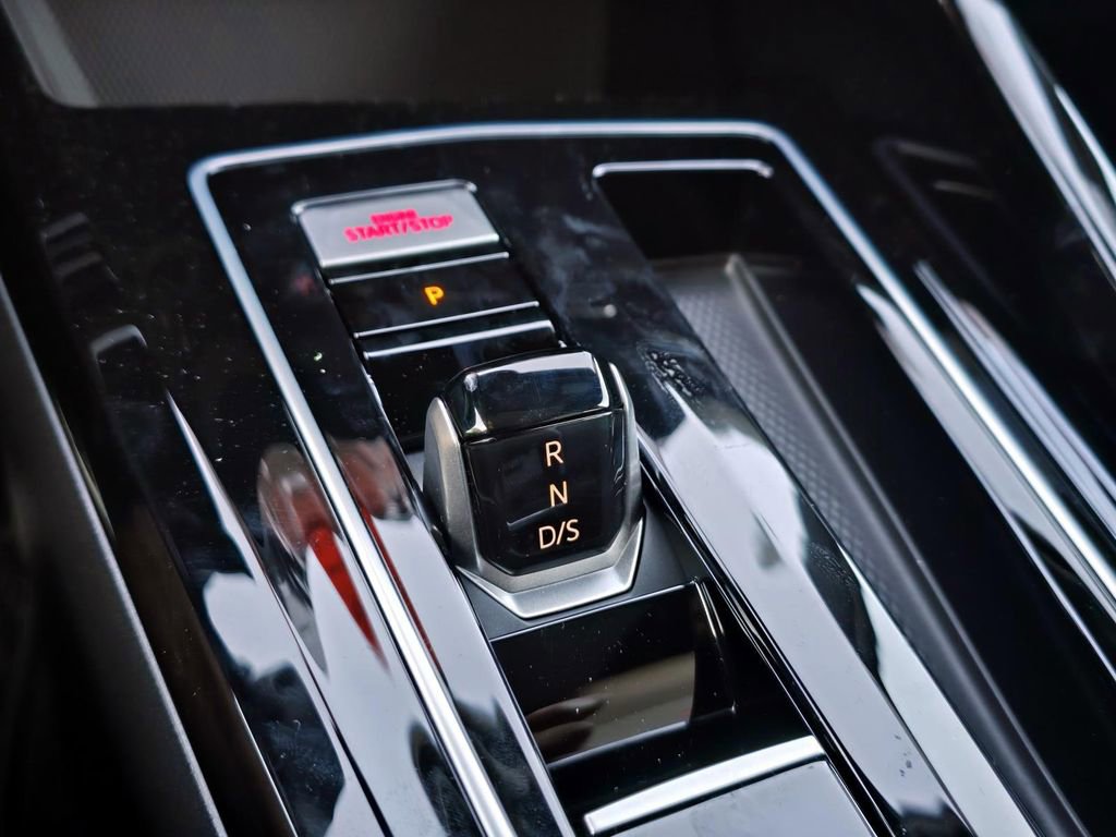 New 2026 Volkswagen GTI SE FWD image 14