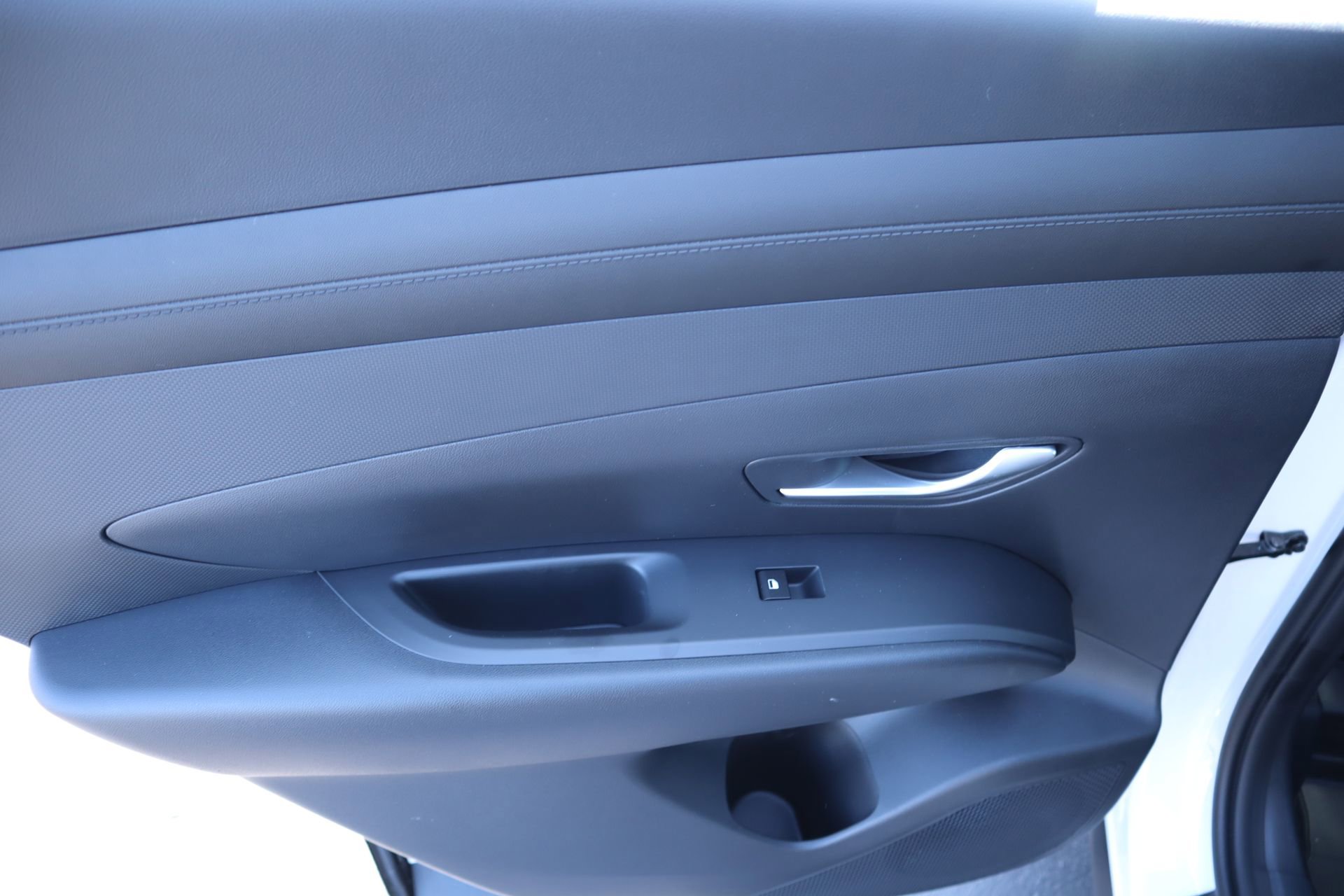 New 2026 Hyundai Tucson Blue SE image 14