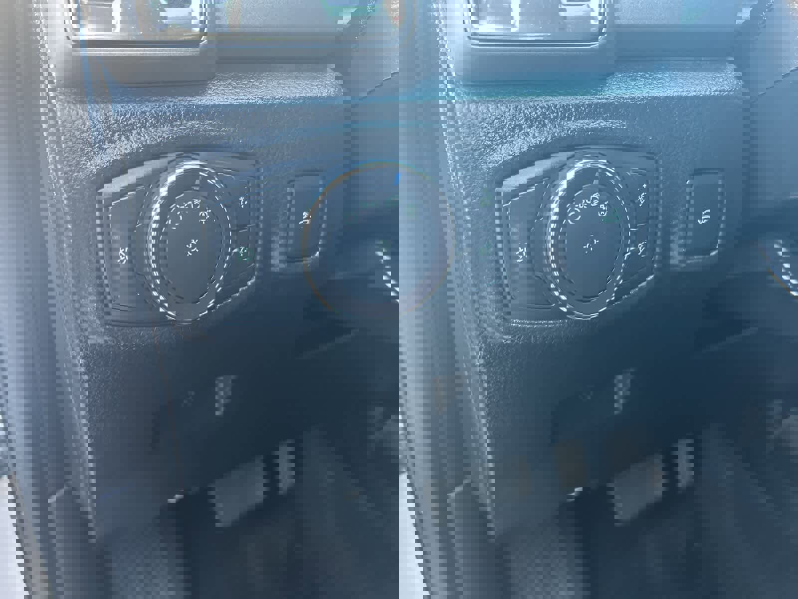 Used 2019 Ford Ranger XLT w/ Equipment Group 301A Mid image 35