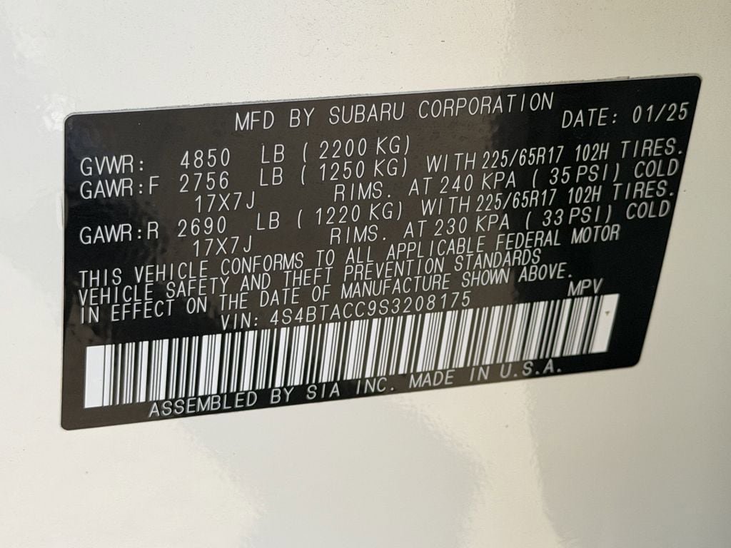 Used 2025 Subaru Outback Premium w/ Popular Package #1A AWD/4WD image 29