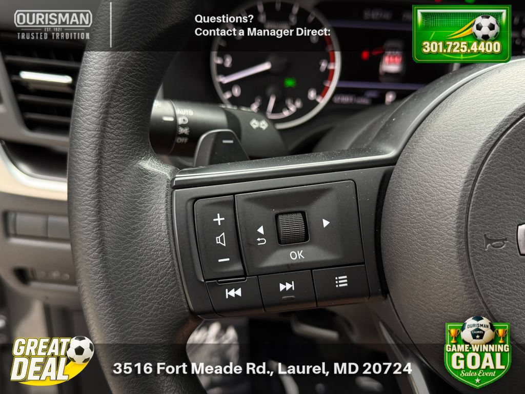 Used 2024 Nissan Rogue SV AWD/4WD image 31