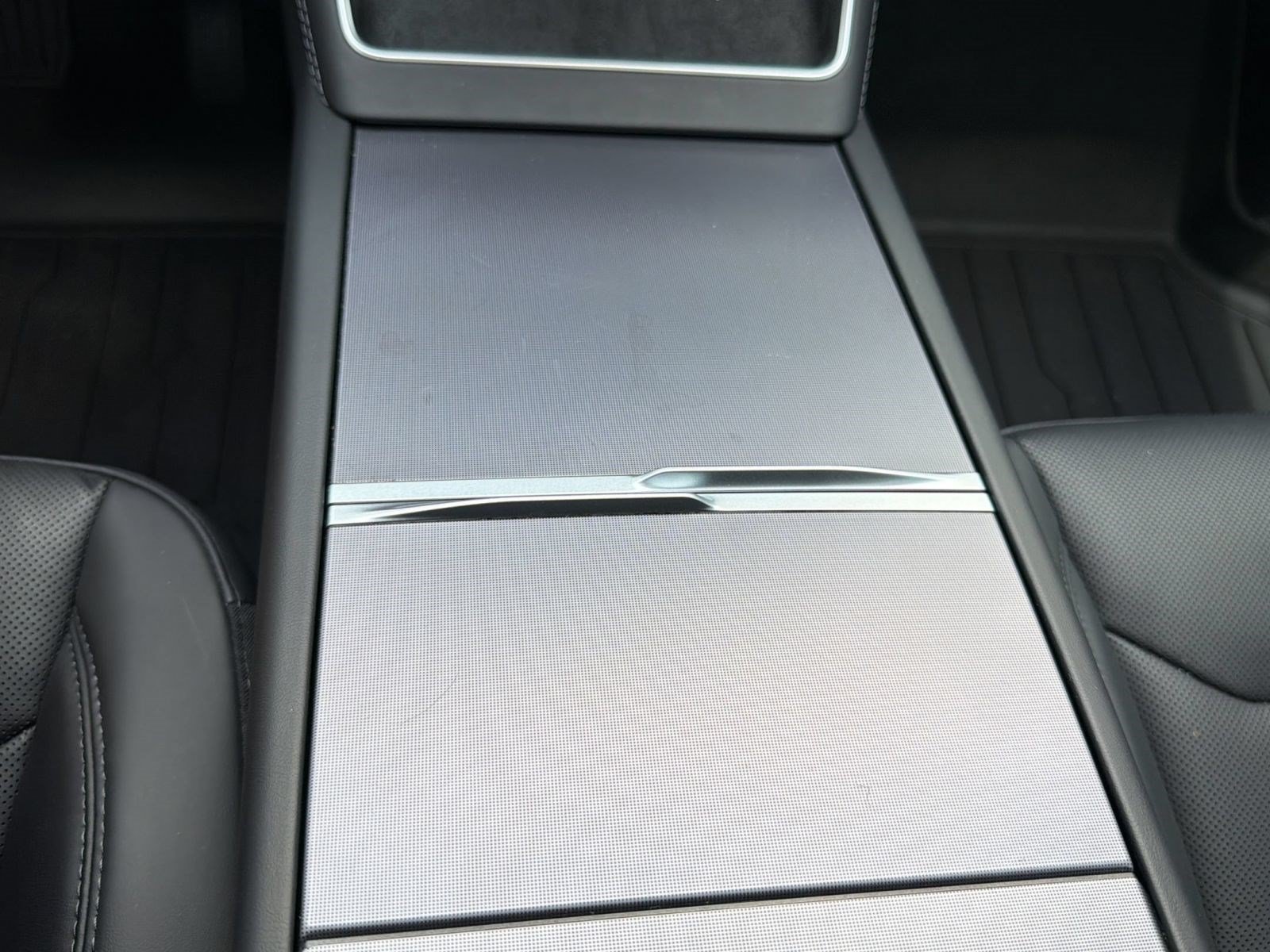 Used 2026 Tesla Model Y AWD image 26