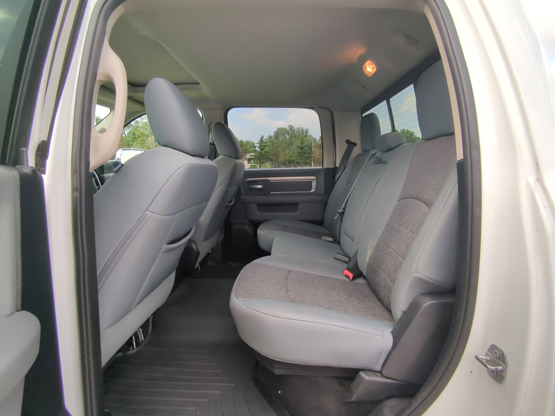 Used 2017 RAM 1500 Big Horn AWD/4WD image 11