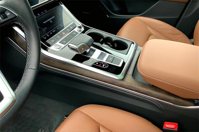 Certified 2025 Audi Q8 Premium Plus image 17
