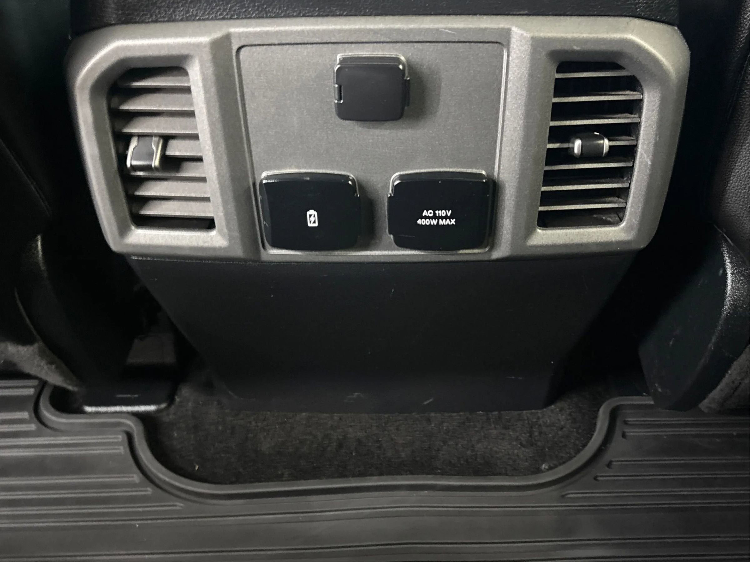 Used 2019 Ford F150 Raptor w/ Equipment Group 802A Luxury image 28